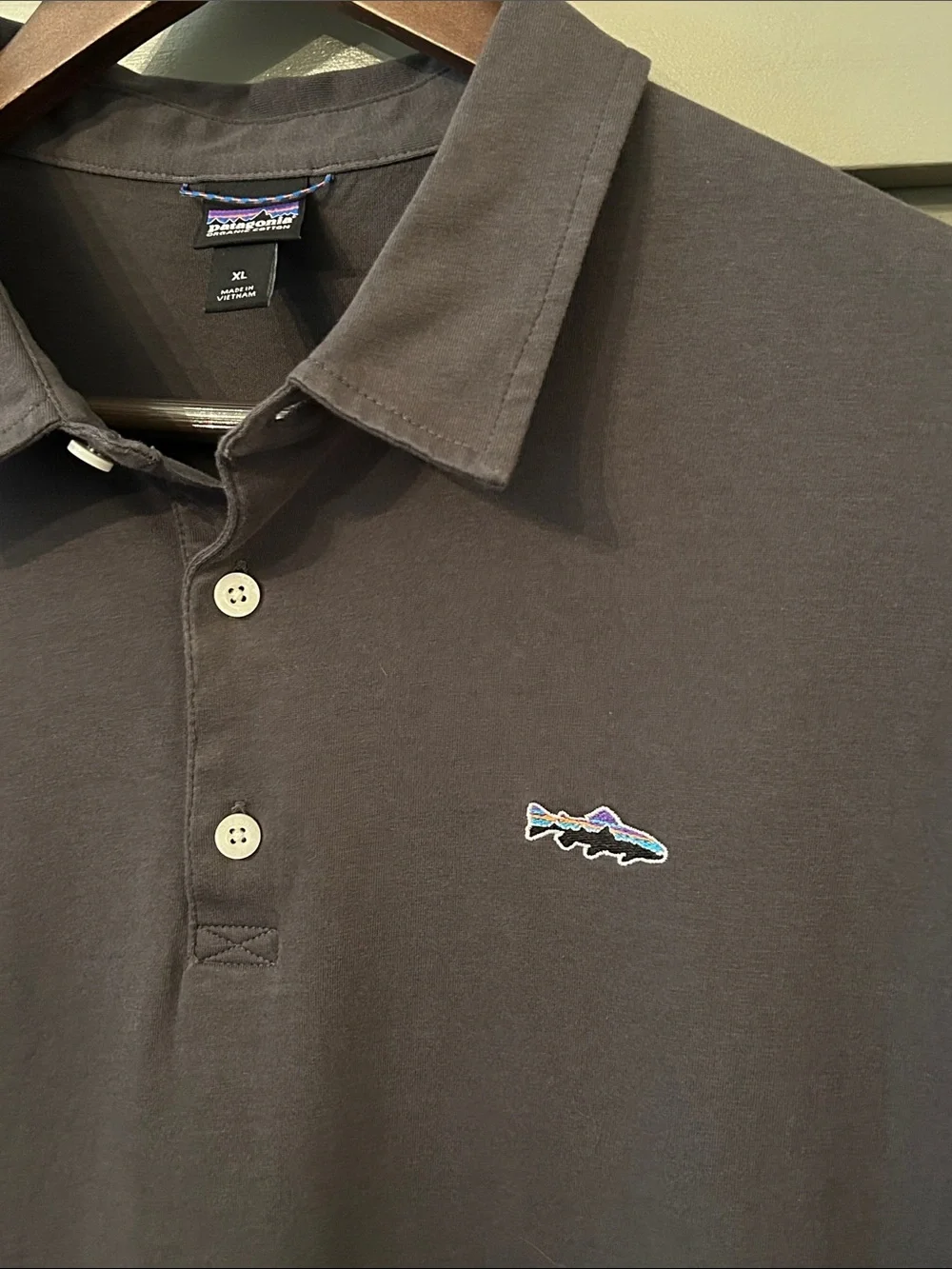 Patagonia Trout Fitz Roy Polo Shirt Gray Short Sleeve Mens Size XL